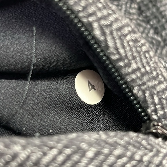 Lululemon Kanto Catch Me 1/2 Zip Heathered Herringbone Pullover Top Size 4 - Picture 7 of 10